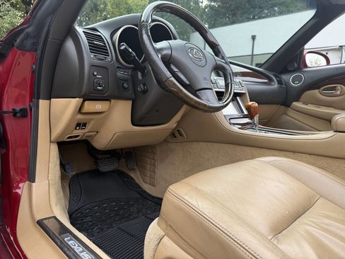 Used 2008 Lexus SC 430 Base 2dr Convertible image 15