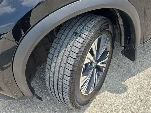 Used 2021 Nissan Rogue SV FWD image 30