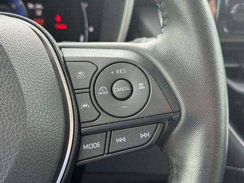Certified 2025 Toyota Corolla XSE FWD image 20