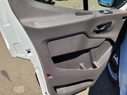 New 2026 Ford Transit 150 148 Medium Roof RWD image 7