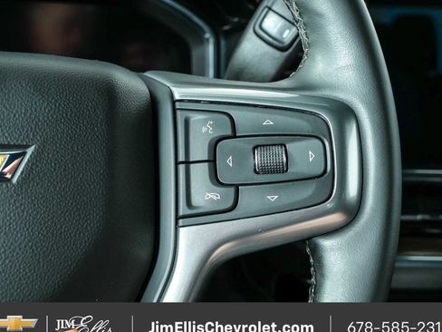 Used 2024 Chevrolet Silverado 1500 LT AWD/4WD image 11