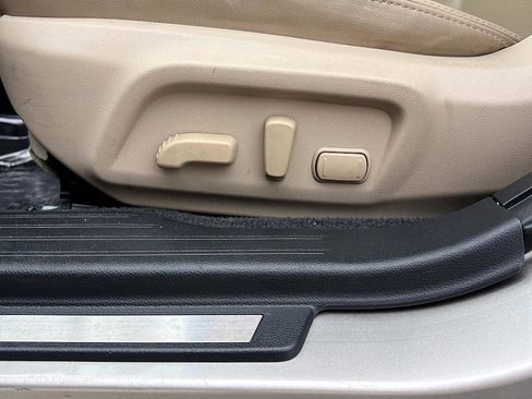 Used 2018 Subaru Outback 2.5i Limited image 28