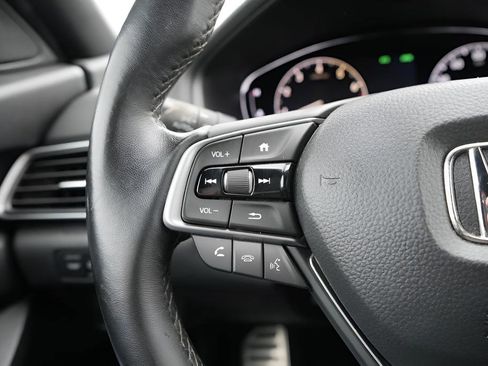 Used 2019 Honda Accord Sport image 25
