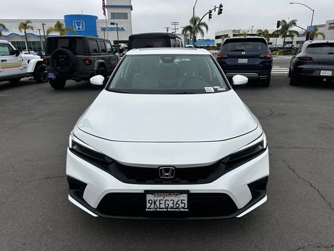 Certified 2024 Honda Civic EX-L image 3