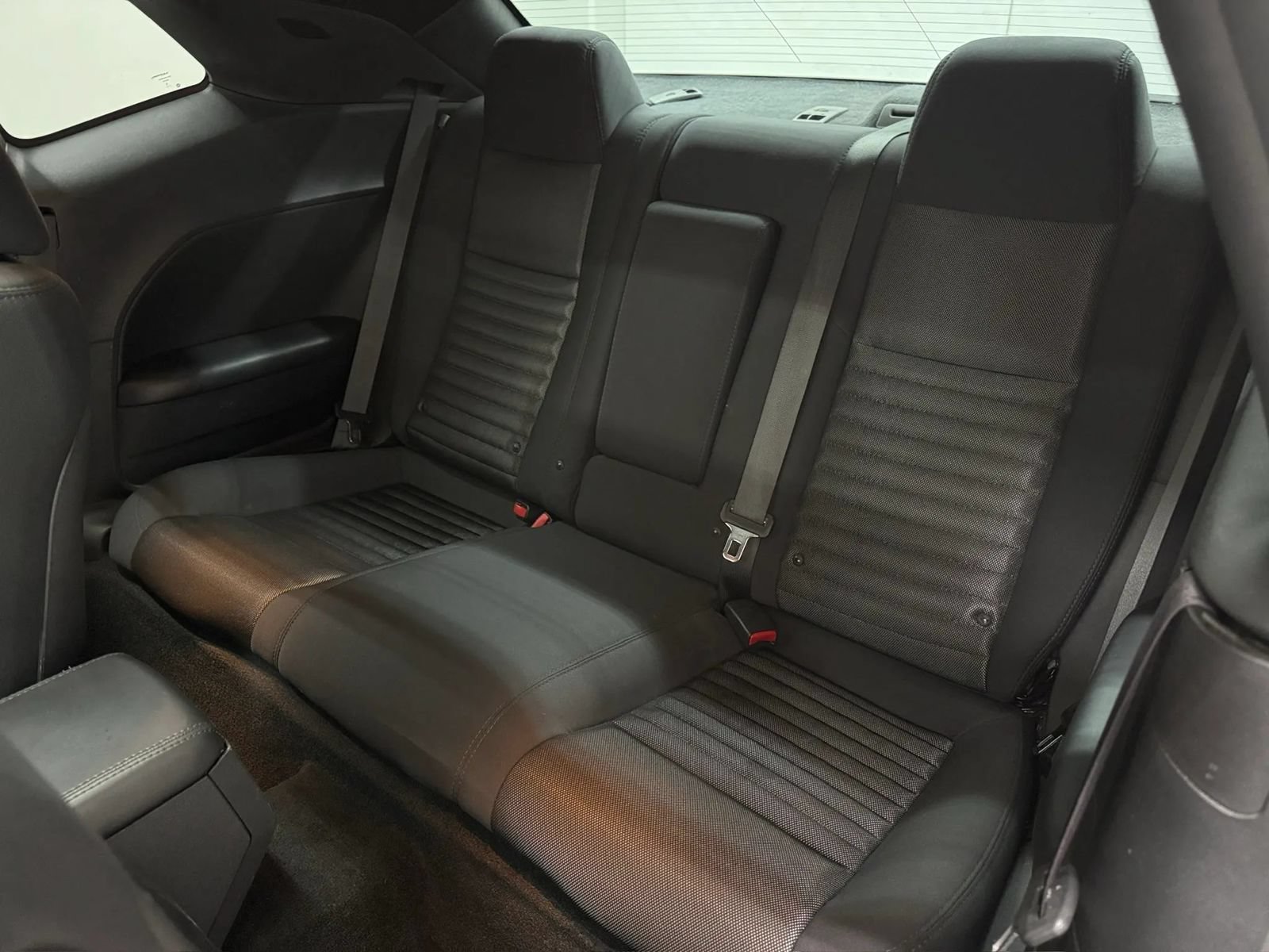 Used 2014 Dodge Challenger R/T w/ Blacktop Package RWD image 11