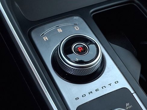 Certified 2023 Kia Sorento EX AWD/4WD image 14