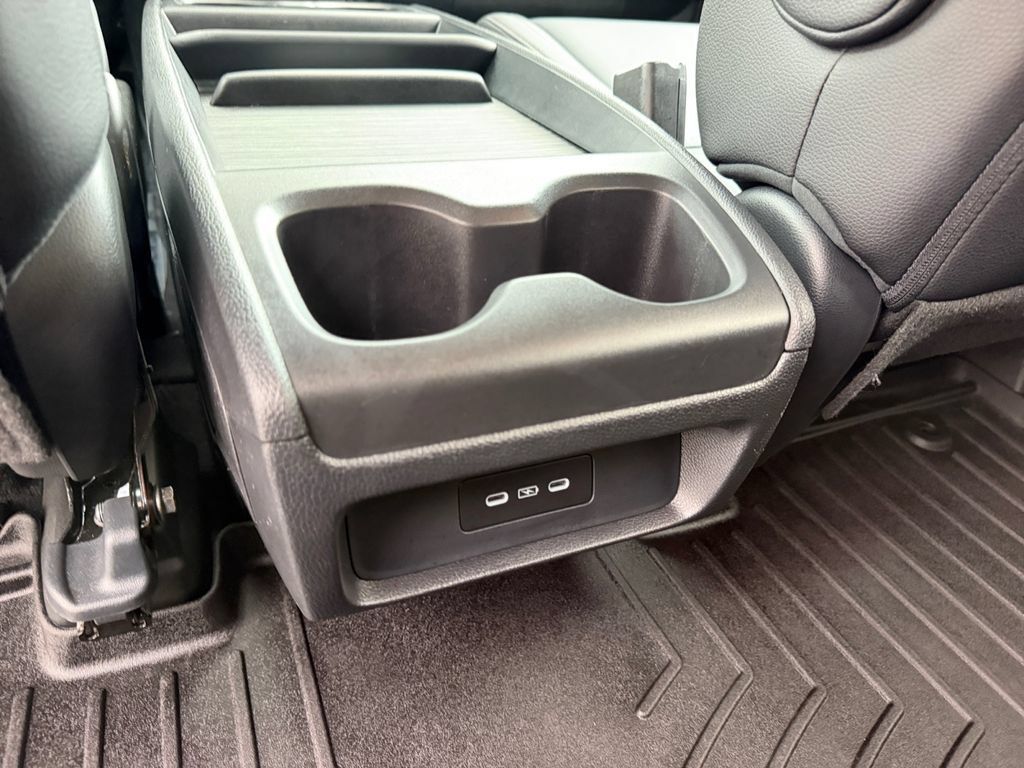 Used 2026 Honda Odyssey EX-L image 31