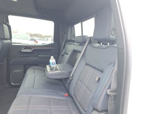 Used 2022 Chevrolet Silverado 1500 High Country w/ High Country Premium Package image 12