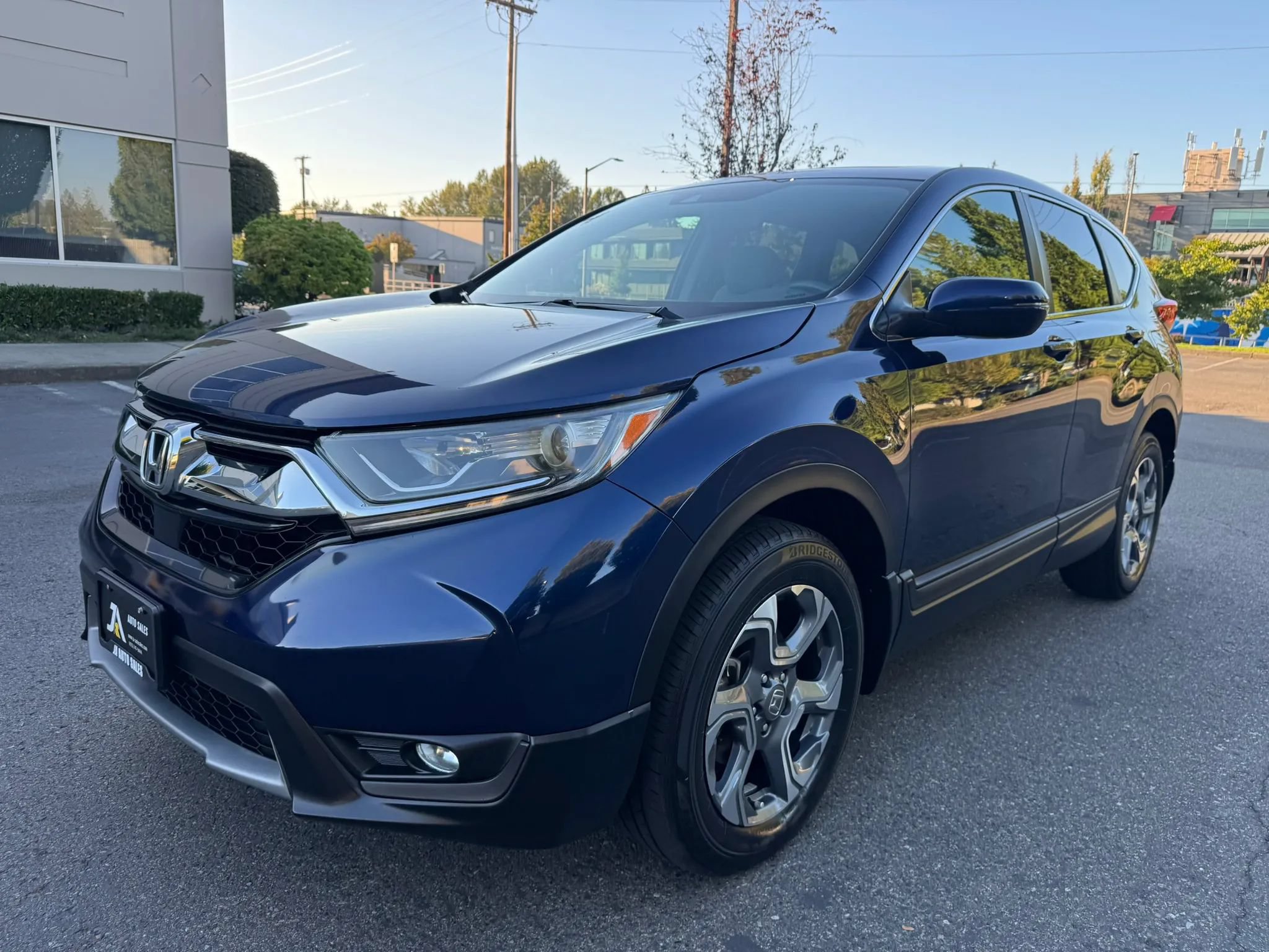 Used 2019 Honda CR-V EX-L image 4