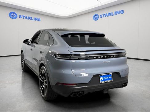 Used 2024 Porsche Cayenne Coupe AWD/4WD image 7