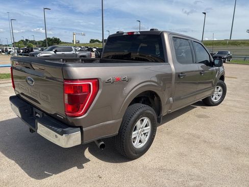 Used 2022 Ford F150 XLT w/ Equipment Group 301A Mid AWD/4WD image 10
