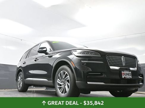 Used 2023 Lincoln Aviator AWD image 59