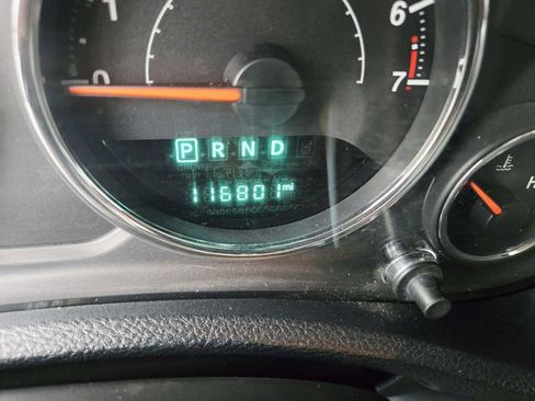 Used 2015 Jeep Wrangler Unlimited Sahara image 26