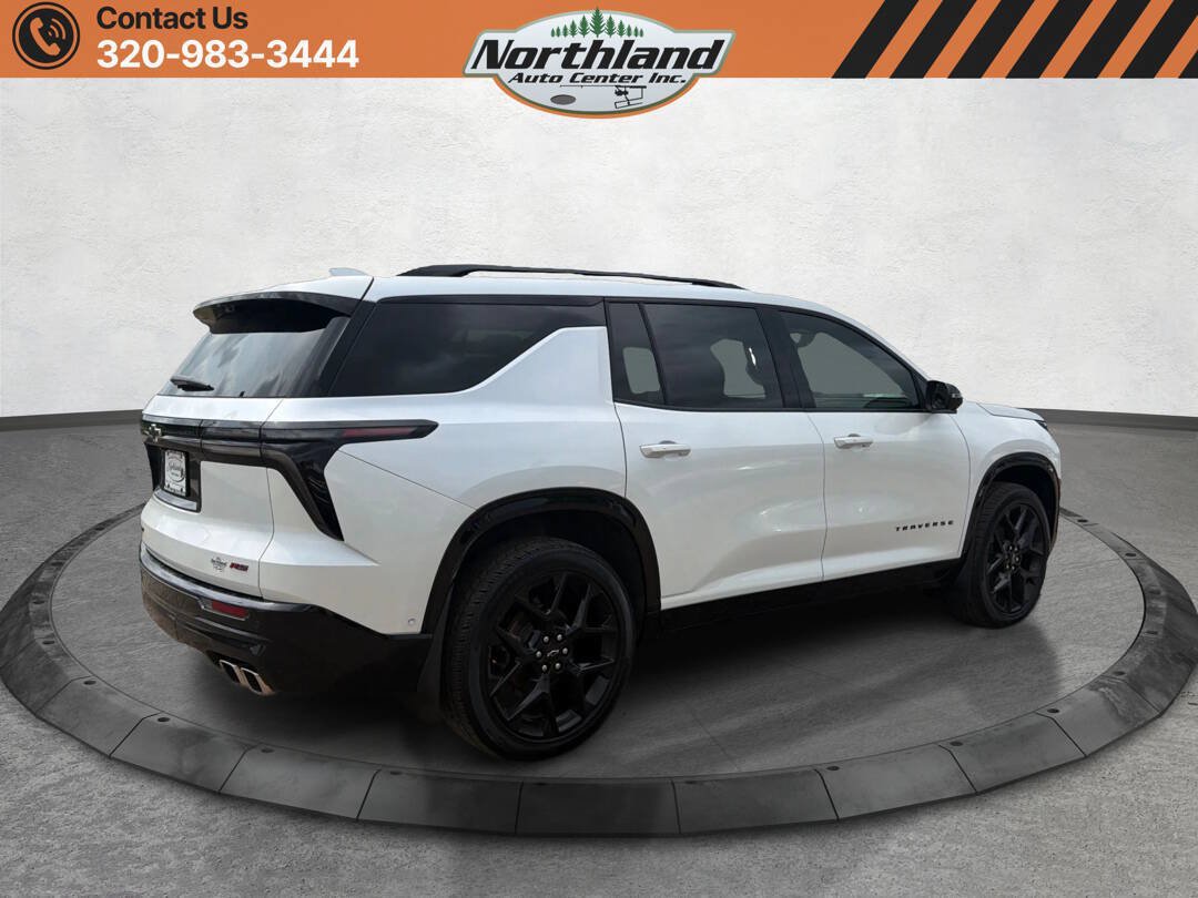 Used 2024 Chevrolet Traverse RS w/ LPO, Floor Liner Package AWD/4WD image 5
