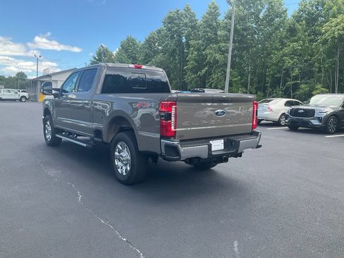 New 2026 Ford F250 Lariat w/ Chrome Package AWD/4WD image 7