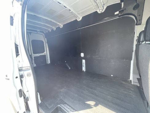 Used 2024 Ford Transit 250 148 High Roof Extended w/ Load Area Protection Package RWD image 11