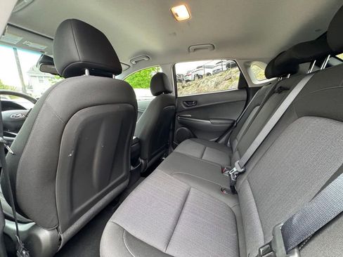 Certified 2023 Hyundai Kona SEL AWD/4WD image 19