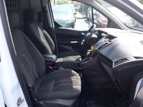 Used 2018 Ford Transit Connect XLT FWD image 9