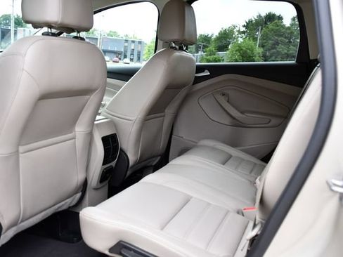 Used 2017 Ford Escape Titanium AWD/4WD image 19