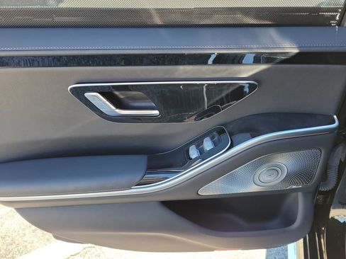 Certified 2023 Mercedes-Benz S 500 4MATIC image 12