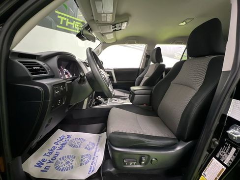 Used 2021 Toyota 4Runner SR5 AWD/4WD image 16