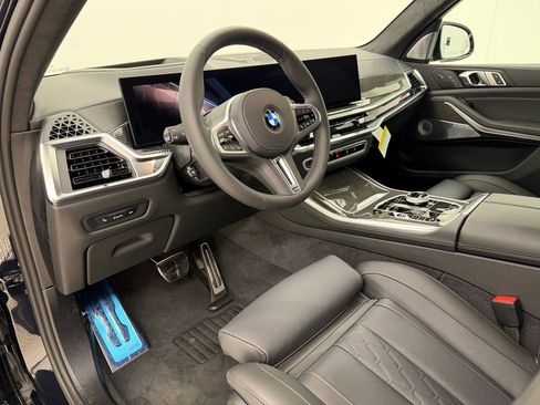 New 2026 BMW X5 M60i image 4