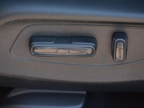 Used 2026 Honda HR-V EX-L image 8
