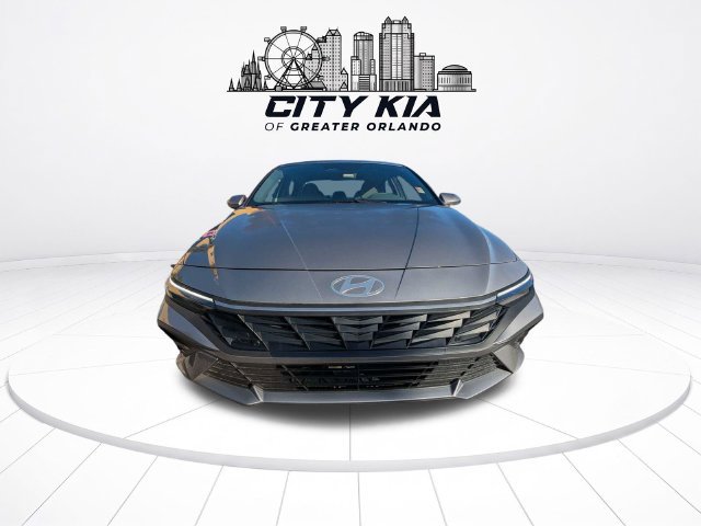 Used 2026 Hyundai Elantra SE FWD image 9