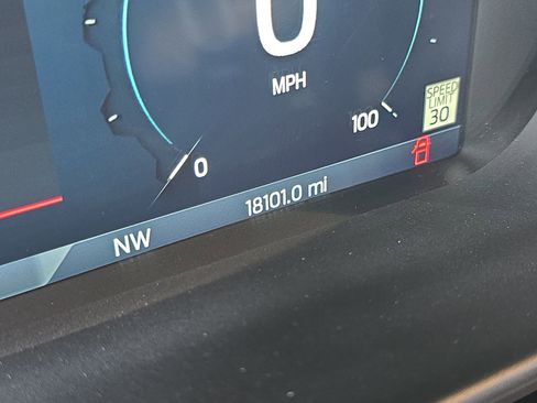 Used 2024 Ford F350 Lariat w/ Lariat Ultimate Package image 15