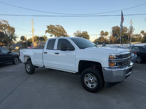 Used 2015 Chevrolet Silverado 2500 W/T image 2