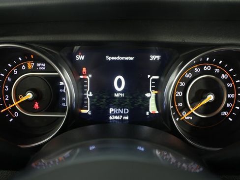 Used 2020 Jeep Gladiator Overland image 11