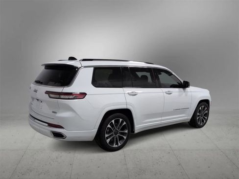 Certified 2023 Jeep Grand Cherokee L Overland image 8