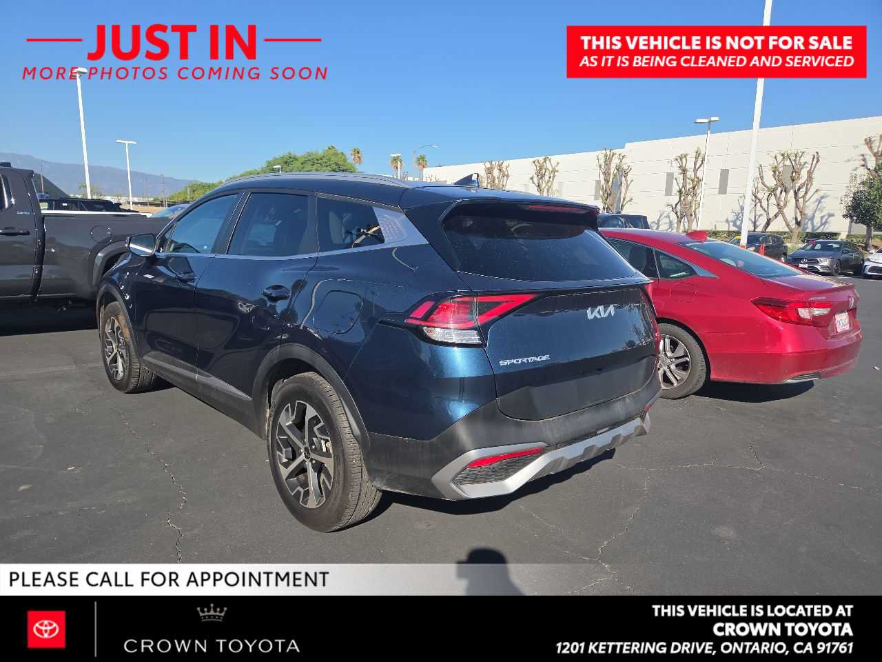 Used 2023 Kia Sportage EX AWD/4WD image 6