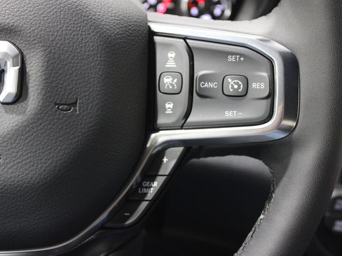 Used 2025 RAM 1500 Laramie image 11