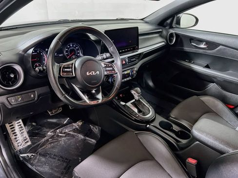 Used 2023 Kia Forte GT-Line FWD image 9