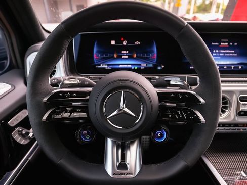 Used 2026 Mercedes-Benz G 63 AMG 4MATIC image 31