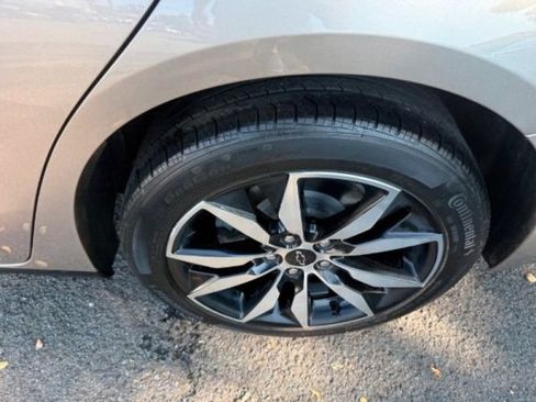 Used 2022 Chevrolet Malibu RS FWD image 9