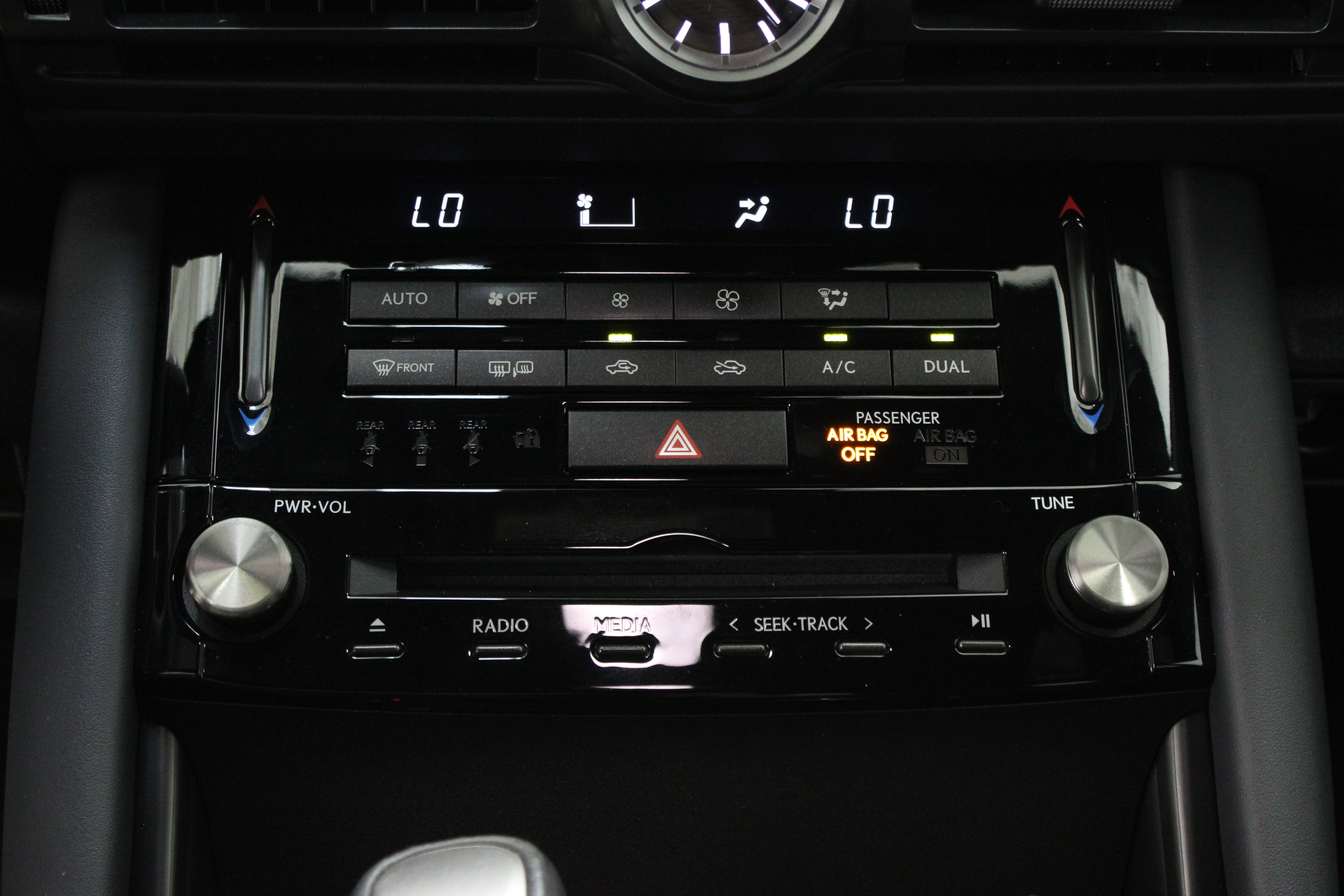 Used 2024 Lexus IS 300 w/ Comfort Package RWD image 20