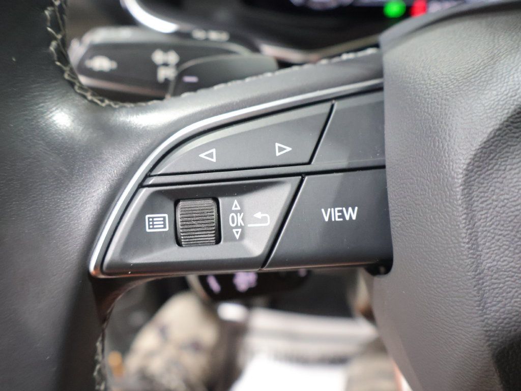 Used 2021 Audi Q8 Premium Plus AWD/4WD image 32