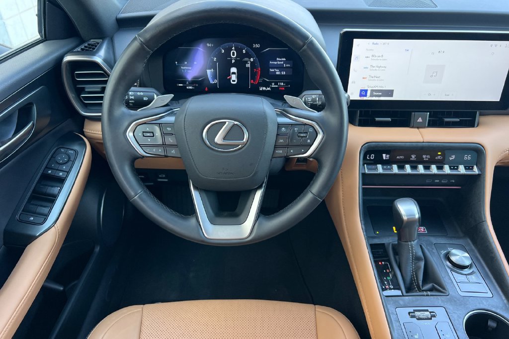 Used 2026 Lexus IS 350 F Sport w/ Accessory Package Z1 RWD image 17
