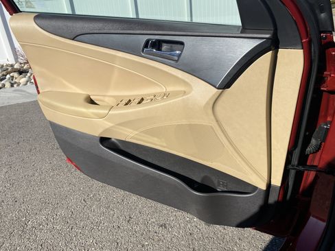 Used 2011 Hyundai Sonata GLS w/ Popular Equipment Pkg 2 image 17