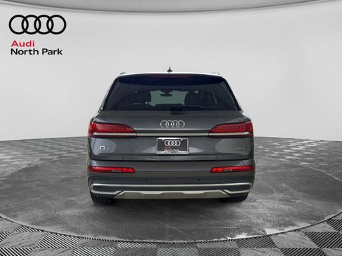 Used 2020 Audi Q7 3.0T Prestige w/ Prestige Package AWD/4WD image 4
