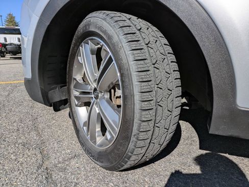 Used 2015 Hyundai Santa Fe GLS w/ Option Group 02 FWD image 36