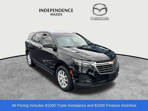 Used 2023 Chevrolet Equinox LS image 1