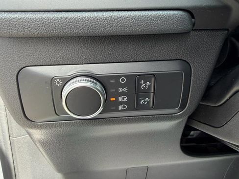 Used 2022 Ford Escape S image 11