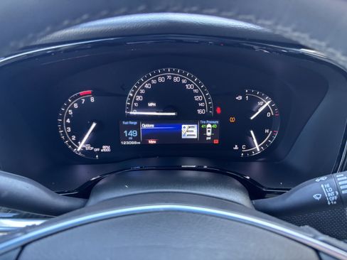 Used 2017 Cadillac XT5 FWD image 17