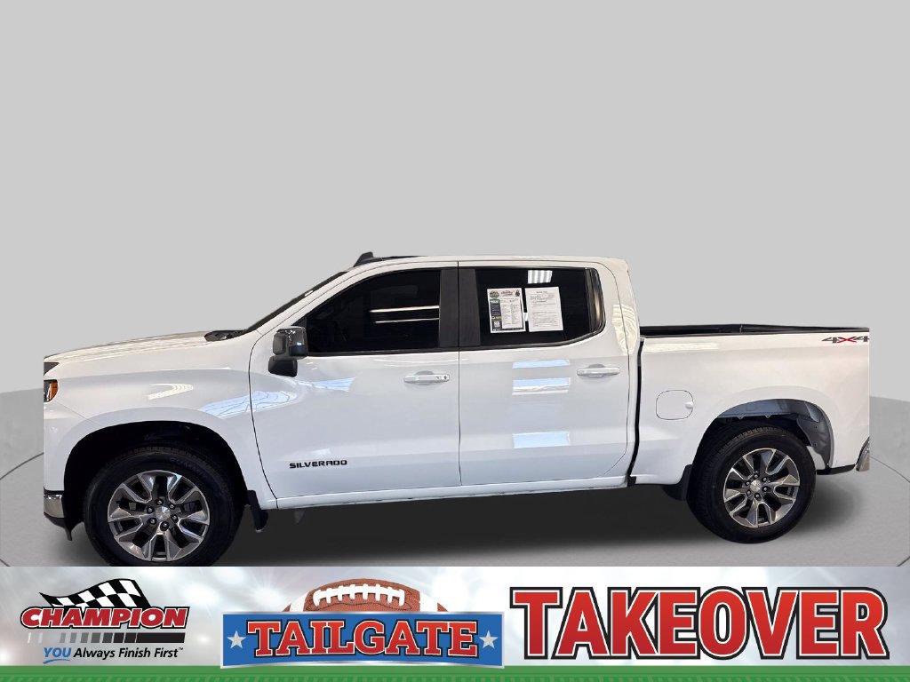 Used 2021 Chevrolet Silverado 1500 LT AWD/4WD image 2