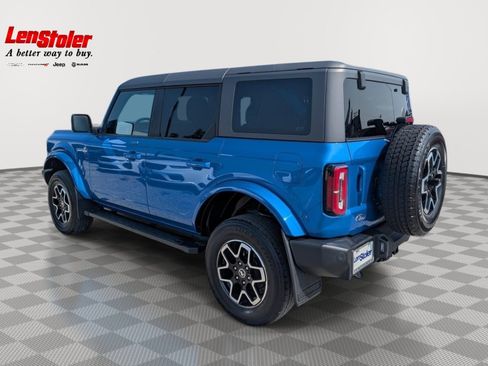 Used 2022 Ford Bronco Outer Banks AWD/4WD image 3