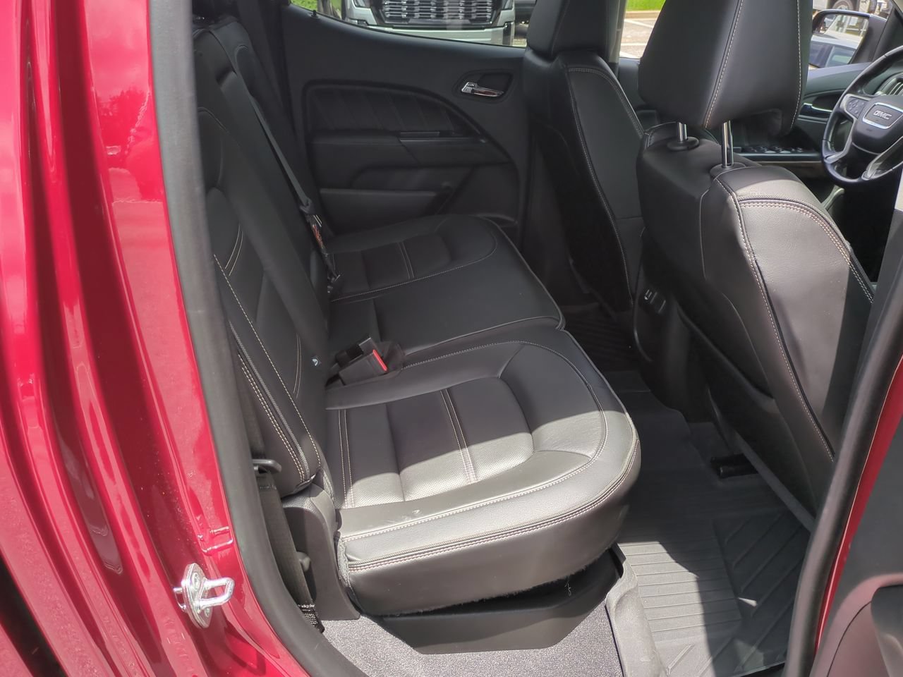 Used 2021 GMC Canyon Denali RWD image 27