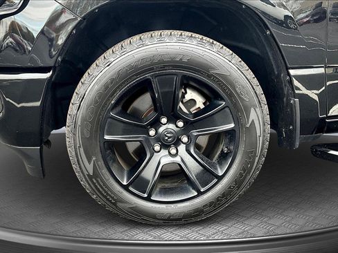 Used 2022 RAM 1500 Big Horn image 9